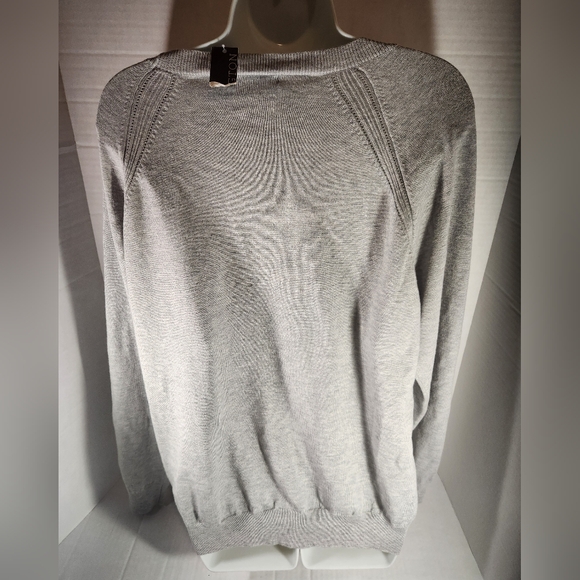 NWT Women's Covington Pointelle Light Gray Scoop Neck Sweater - Picture 3 of 3